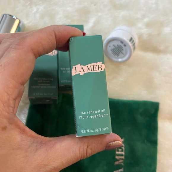 BrandNew La Mer The Revitalizing Moisturizer Deluxe 7 Pieces Set - Picture 5 of 8